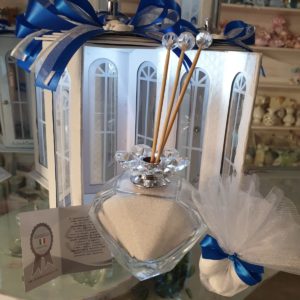 EM206 - Profumatore in cristallo swarovski con scatola lanterna LED inclusa